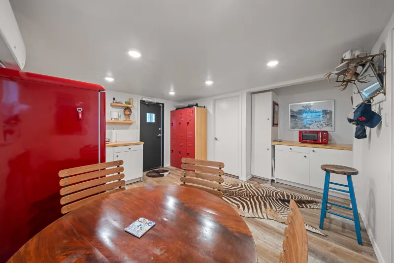 Suite 111 interior